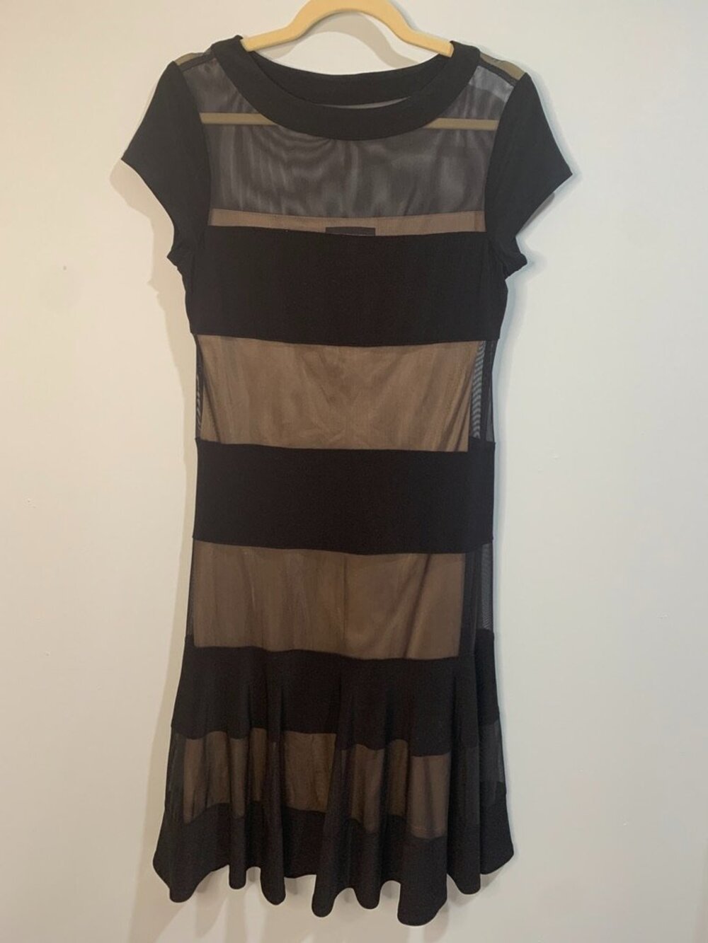 R&M Richards Black Sheer Mesh Panel Dress Fit & Flare Size 8